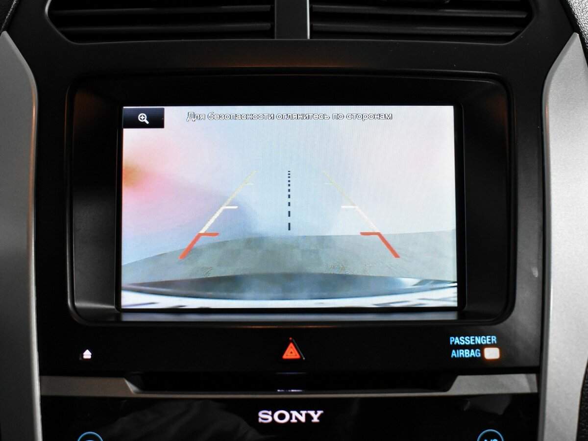 Купить Ford Explorer с пробегом. Фото: #17