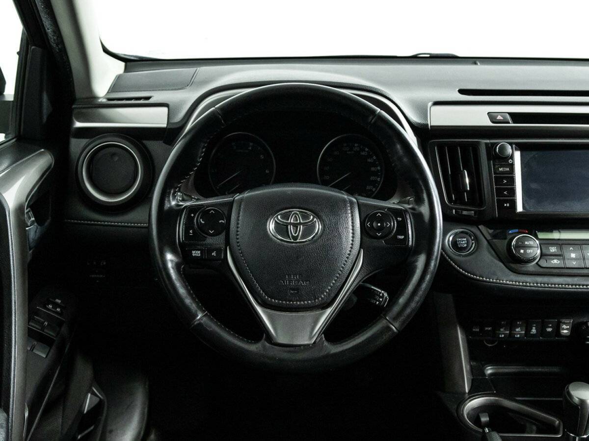Купить Toyota RAV4 с пробегом. Фото: #19