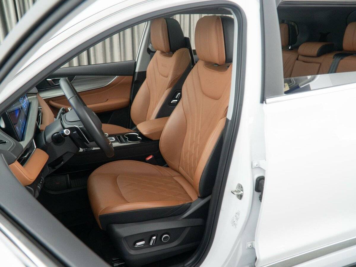 Купить Chery Tiggo 8 Pro Max с пробегом. Фото: #10