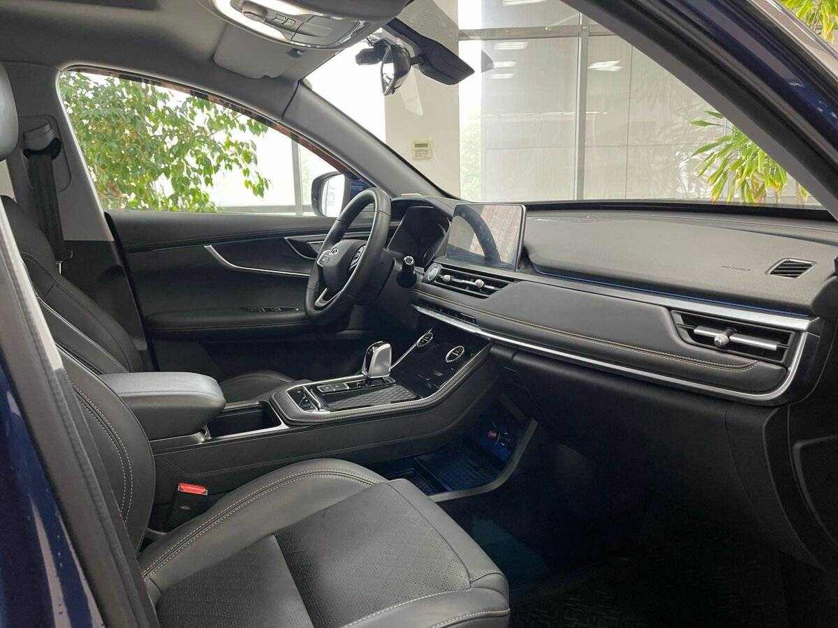 Купить Chery Tiggo 8 с пробегом. Фото: #9