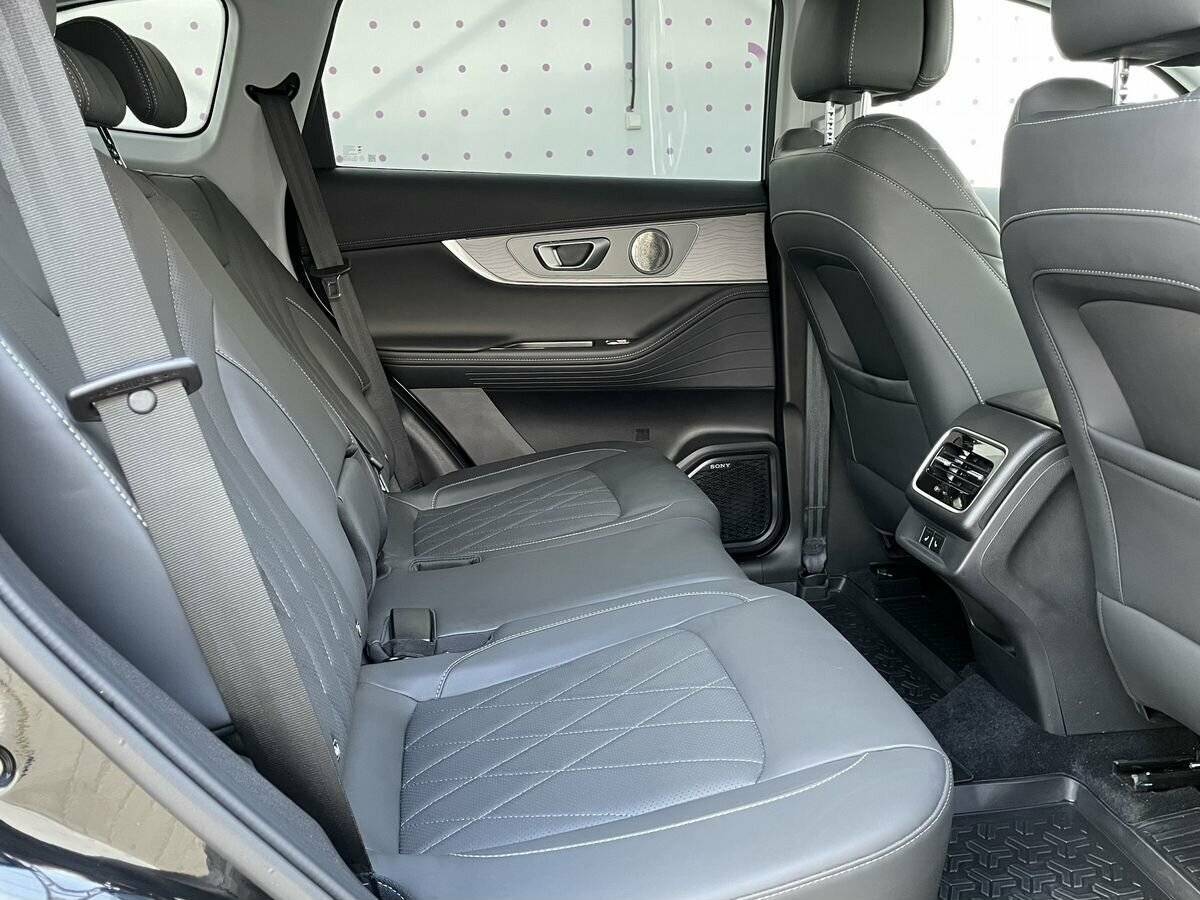 Купить Chery Tiggo 8 Pro Max с пробегом. Фото: #12