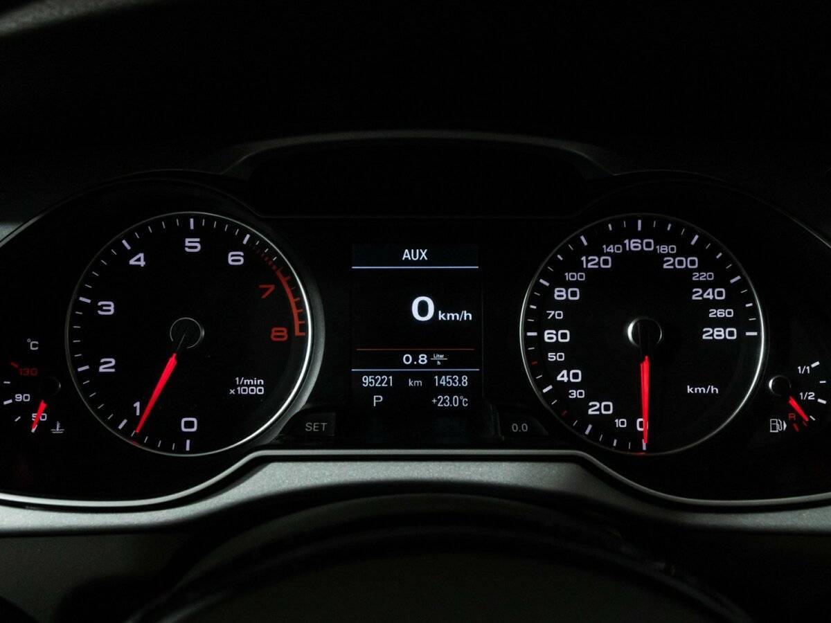 Купить Audi A4 с пробегом. Фото: #11