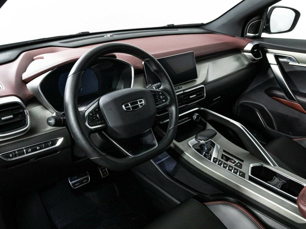 Купить Geely Coolray с пробегом. Фото: #10