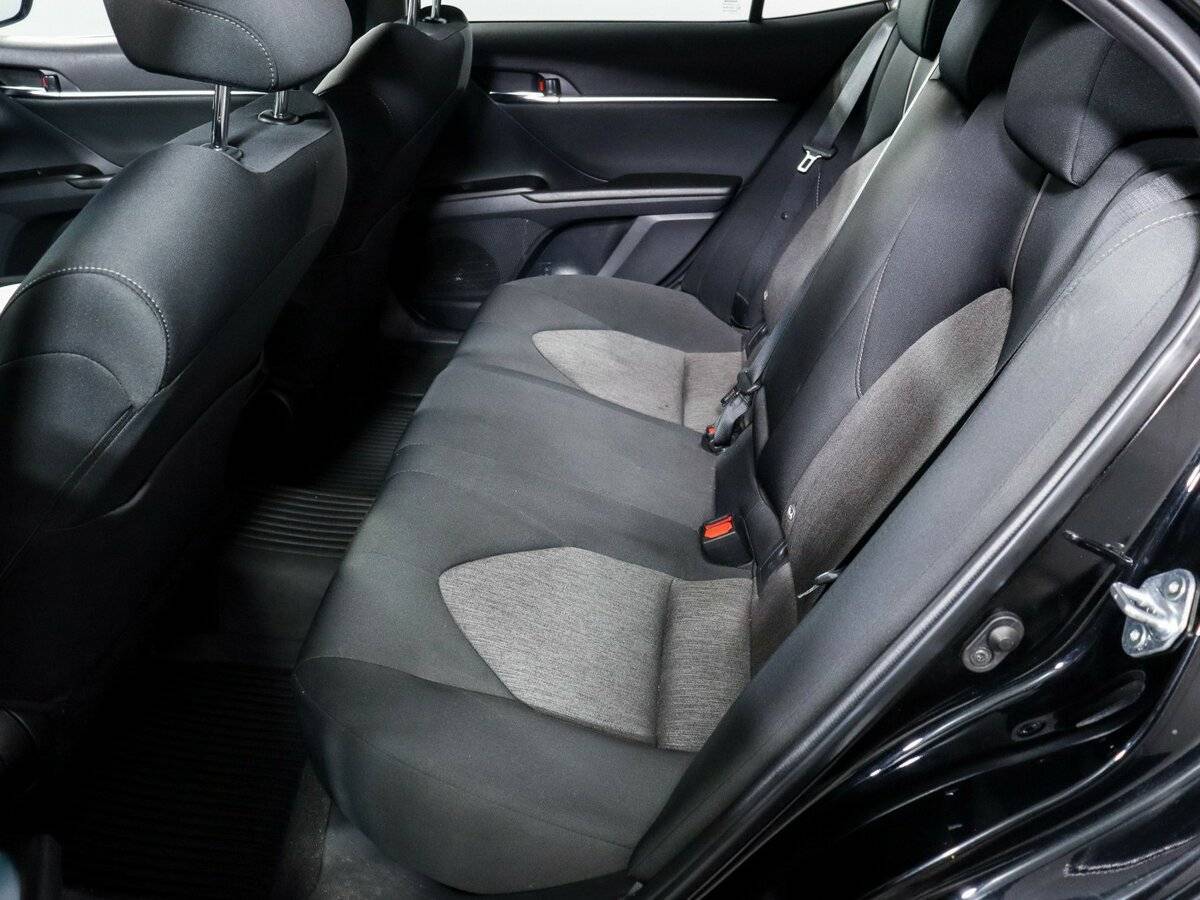 Купить Toyota Camry с пробегом. Фото: #6