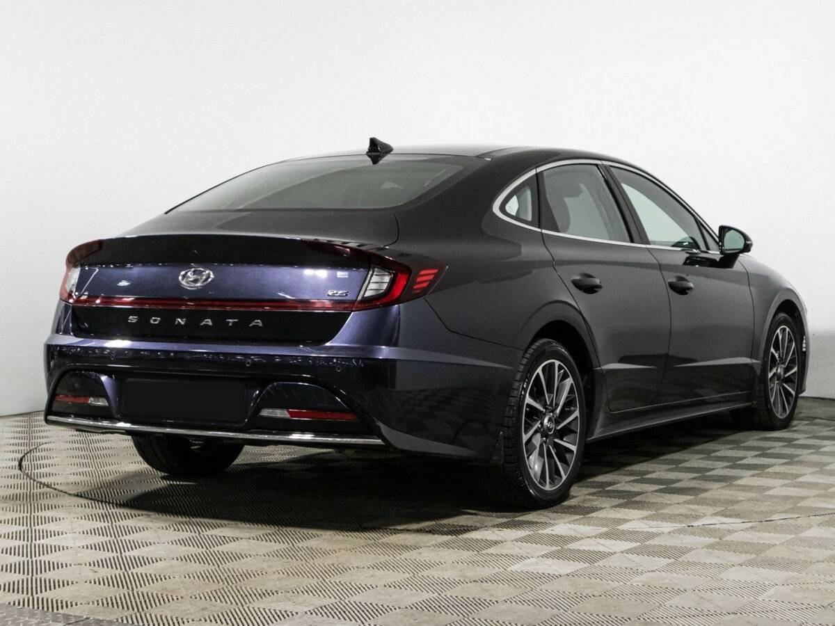 Купить Hyundai Sonata с пробегом. Фото: #4