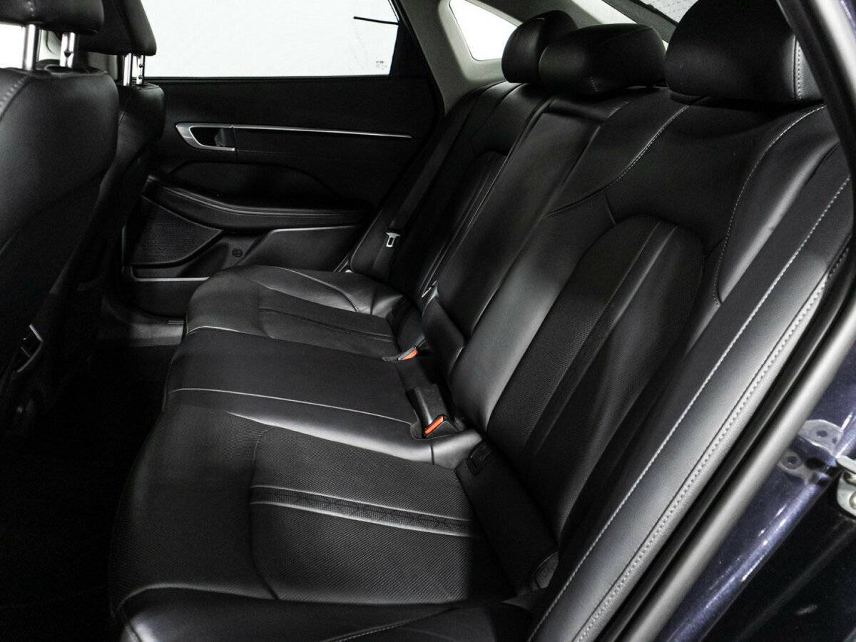 Купить Hyundai Sonata с пробегом. Фото: #9