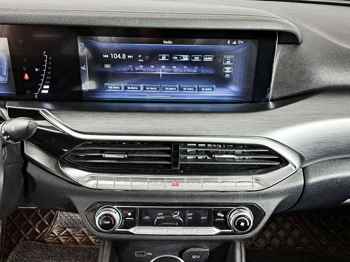 Купить FAW Bestune T77 с пробегом. Фото: #14