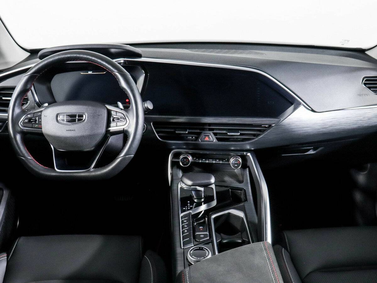 Купить Geely Tugella с пробегом. Фото: #11