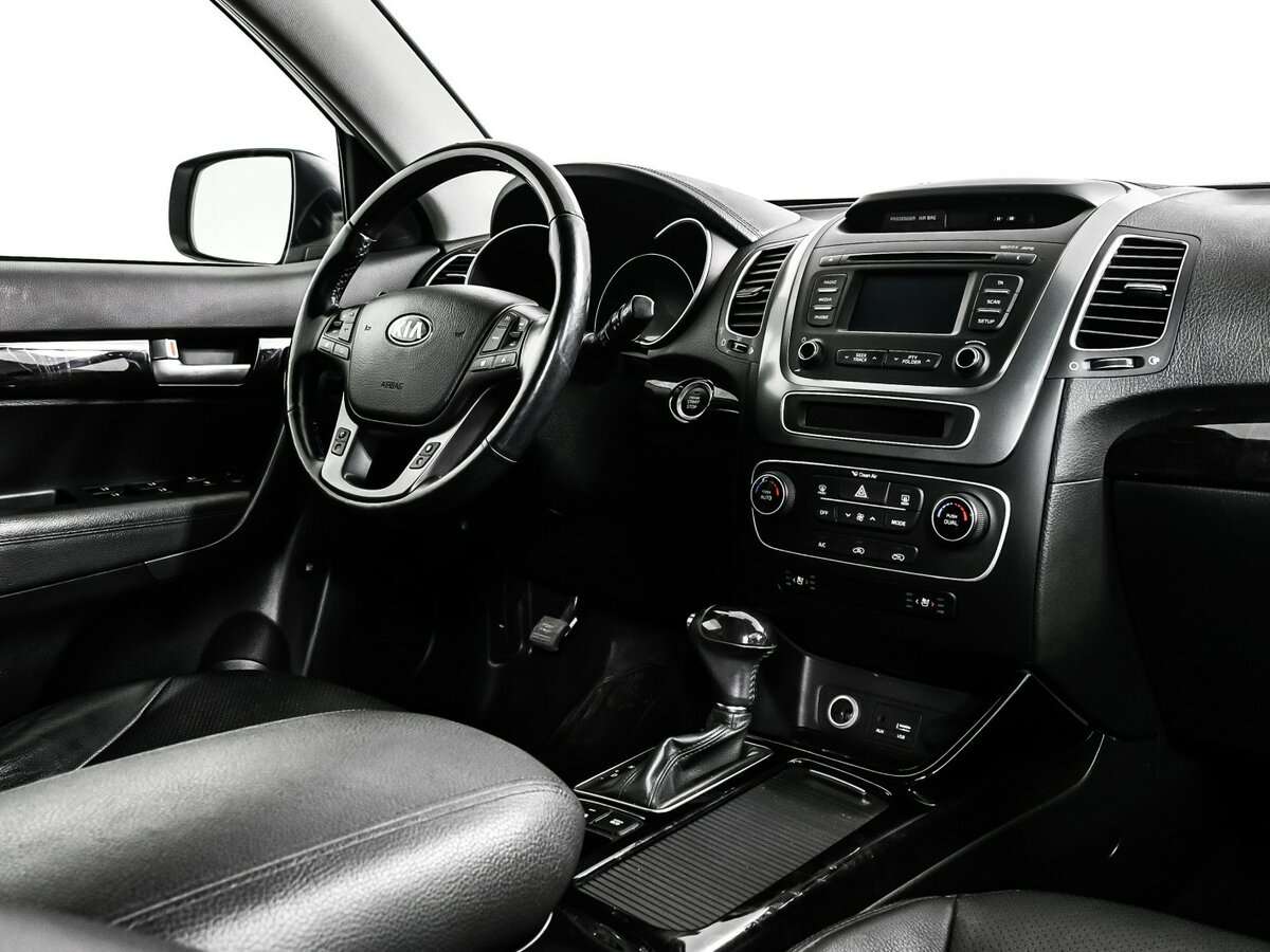 Купить Kia Sorento с пробегом. Фото: #8