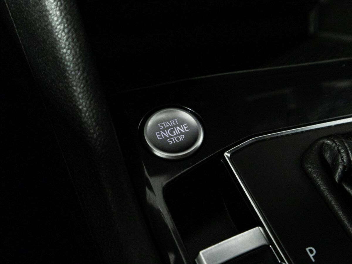 Купить Volkswagen Tiguan с пробегом. Фото: #20