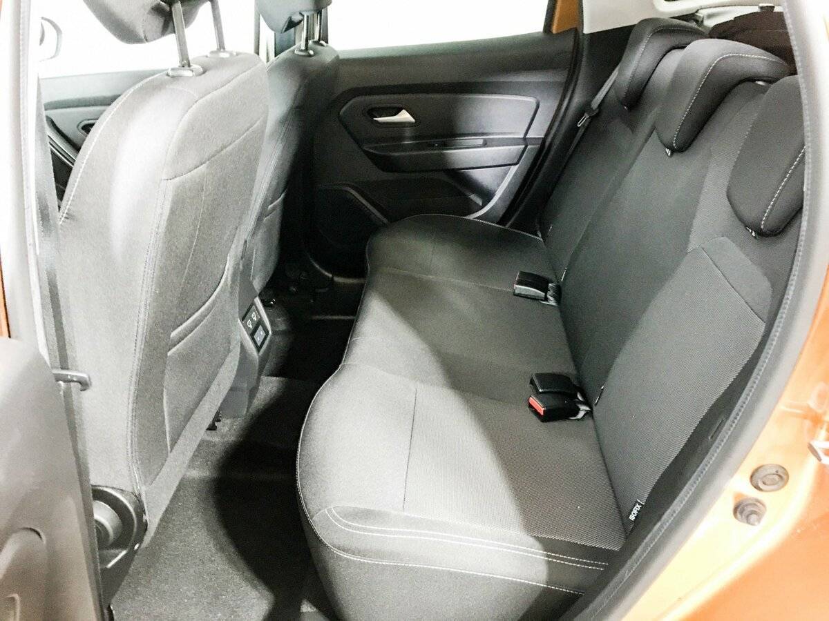 Купить Renault Duster с пробегом. Фото: #9