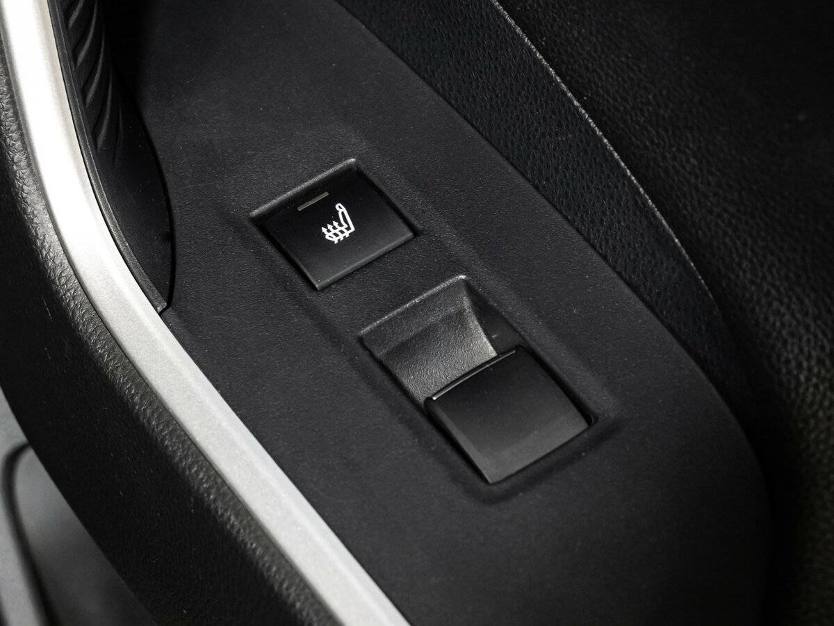 Купить Toyota RAV4 с пробегом. Фото: #16