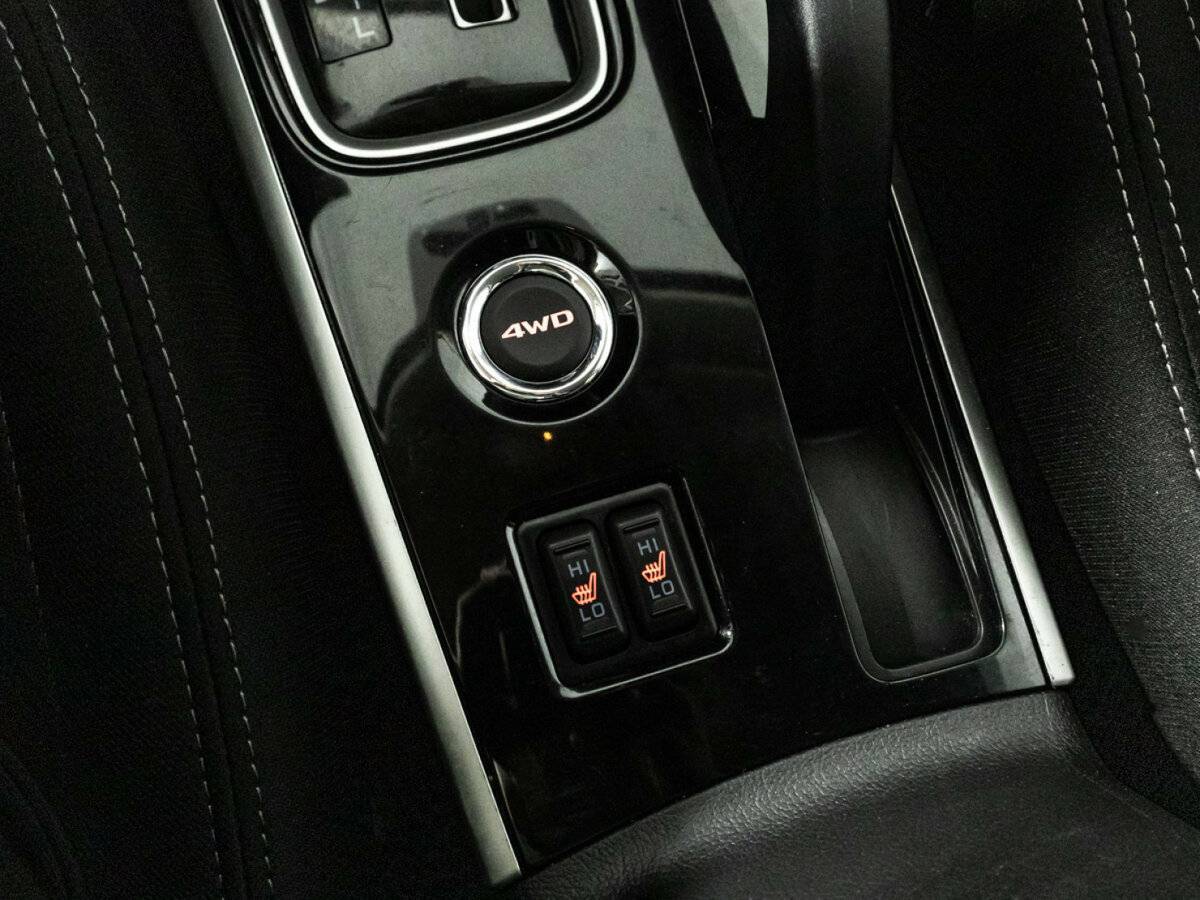 Купить Mitsubishi Outlander с пробегом. Фото: #16