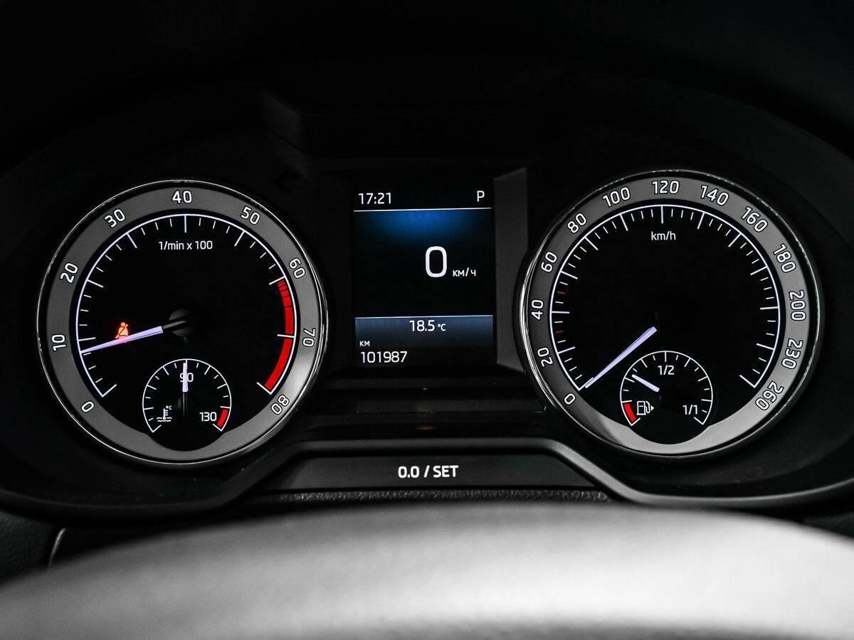 Купить Skoda Octavia с пробегом. Фото: #9