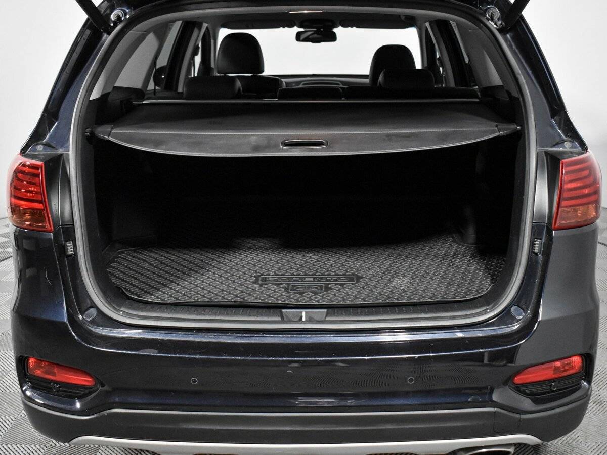 Купить Kia Sorento с пробегом. Фото: #18
