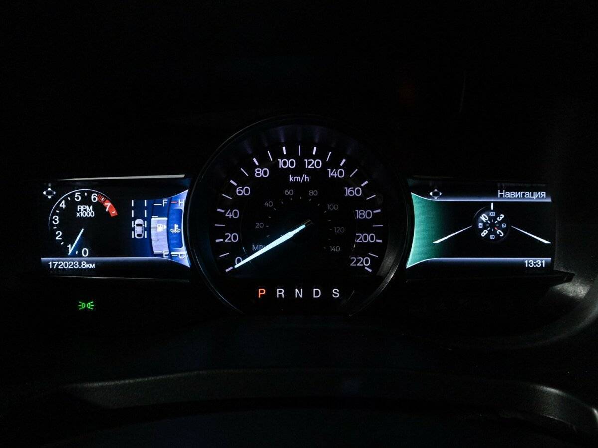 Купить Ford Explorer с пробегом. Фото: #9