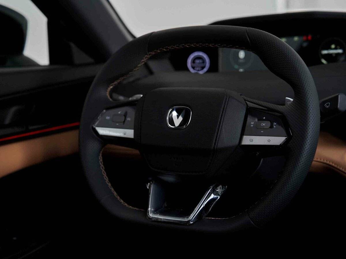 Купить Changan UNI-V с пробегом. Фото: #12