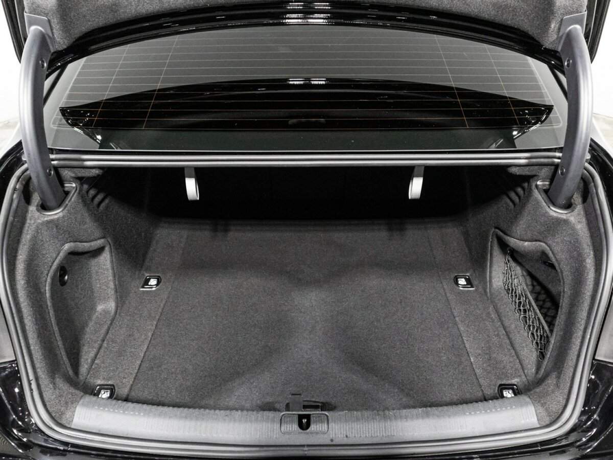 Купить Audi A4 с пробегом. Фото: #14