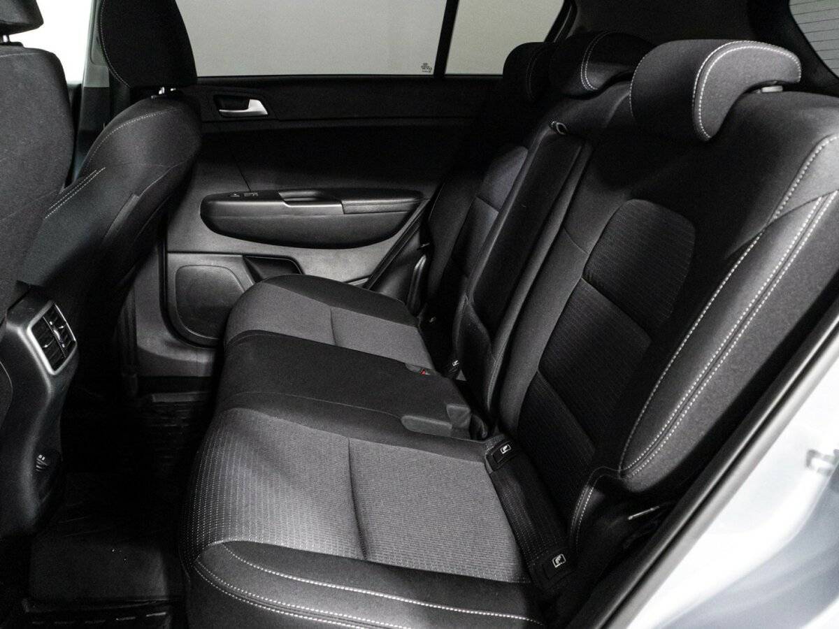 Купить Kia Sportage с пробегом. Фото: #9