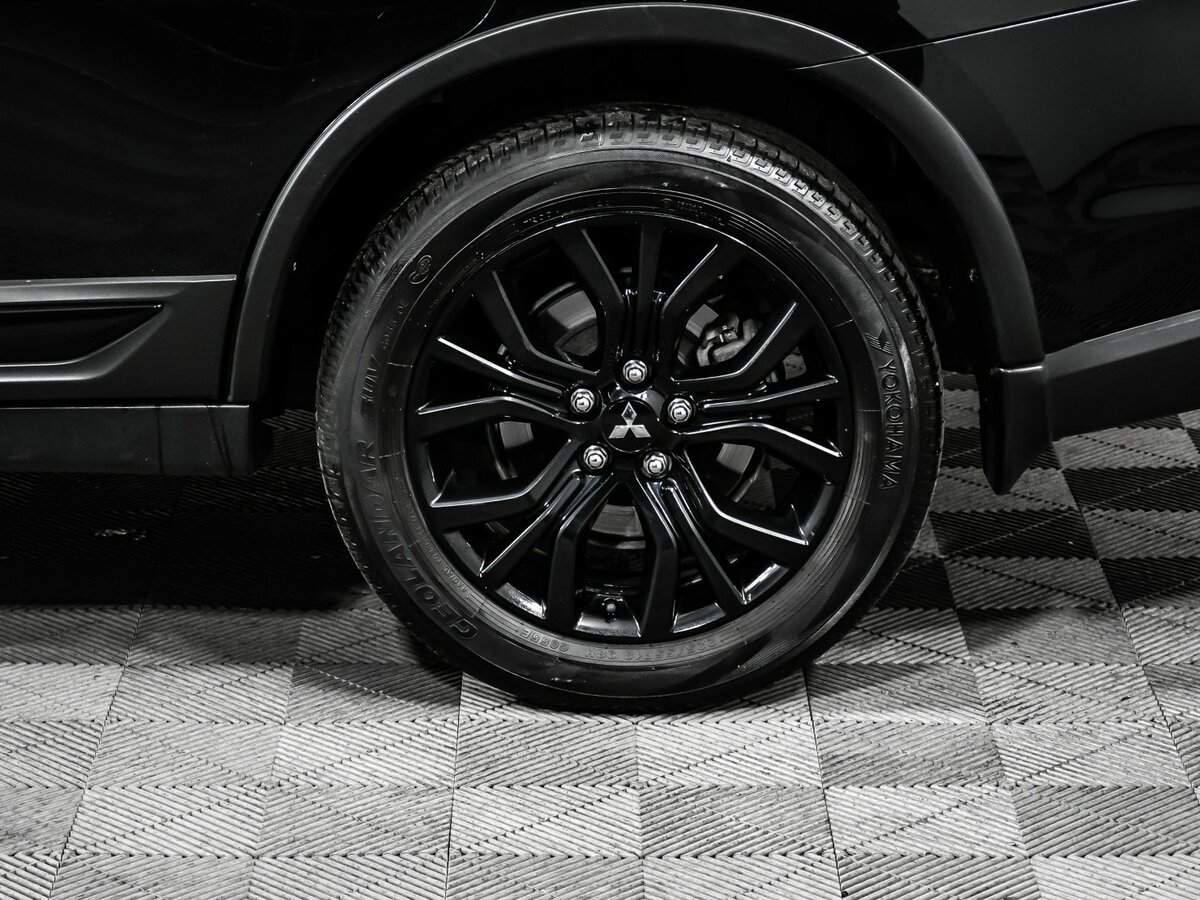 Купить Mitsubishi Outlander с пробегом. Фото: #13