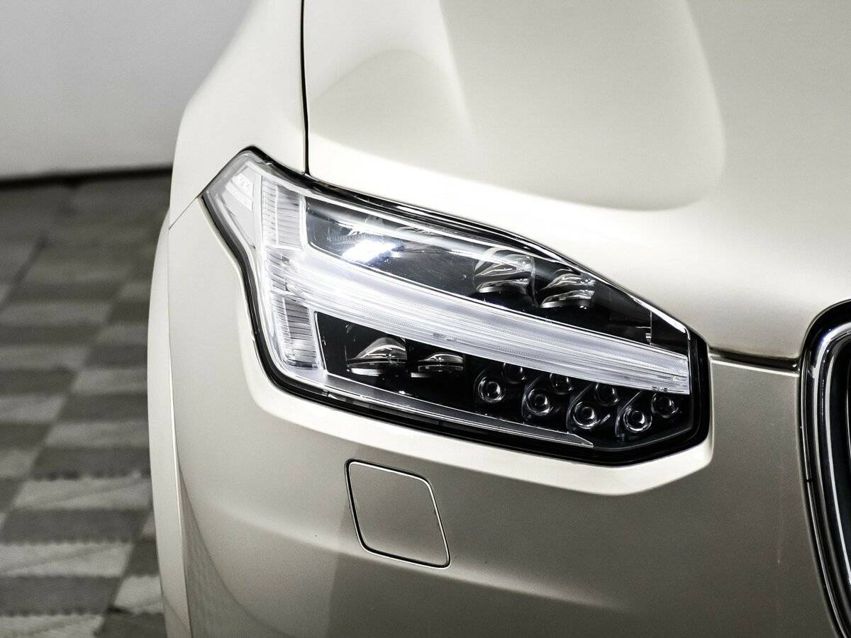 Купить Volvo XC90 с пробегом. Фото: #14