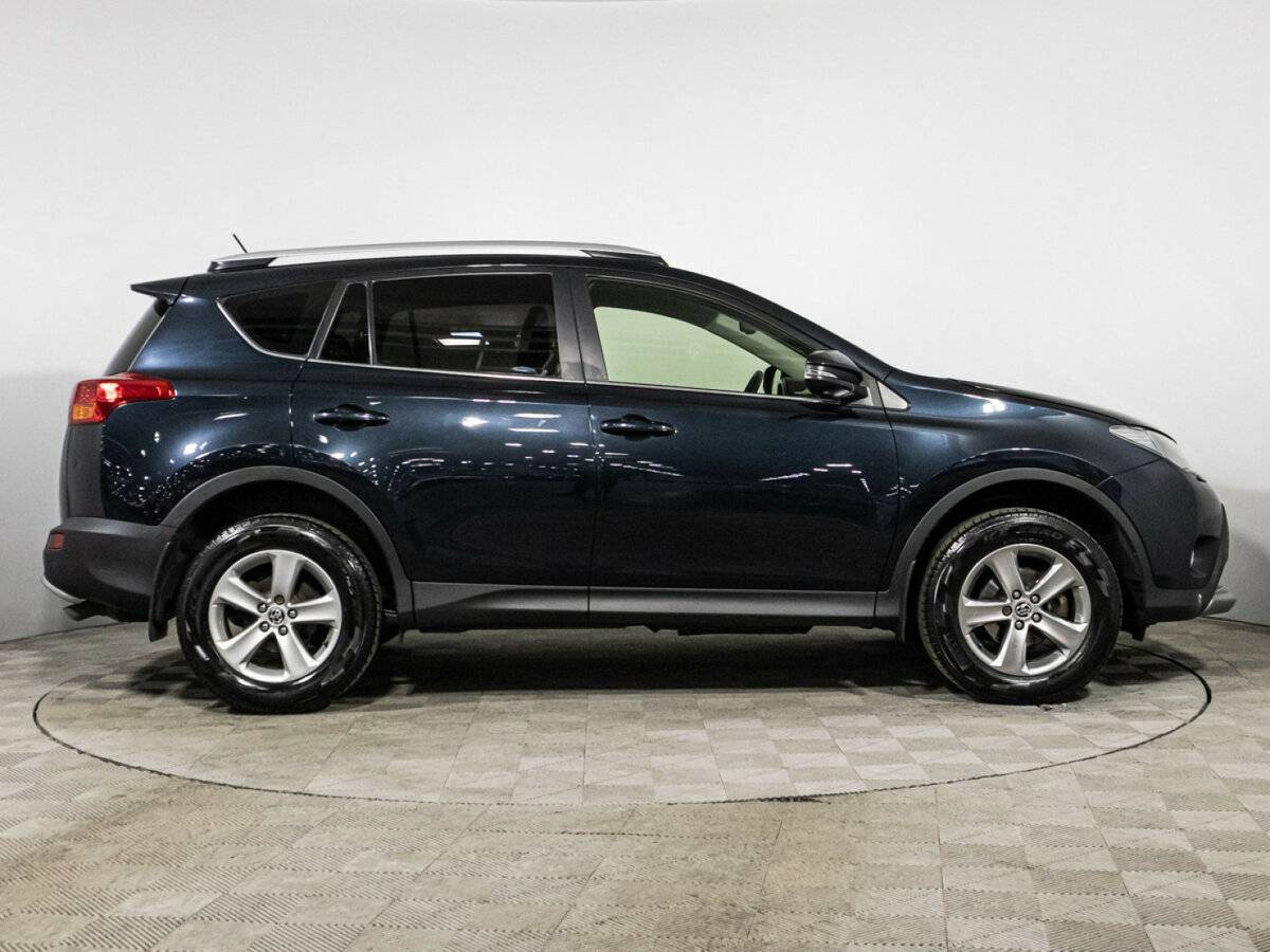 Купить Toyota RAV4 с пробегом. Фото: #3