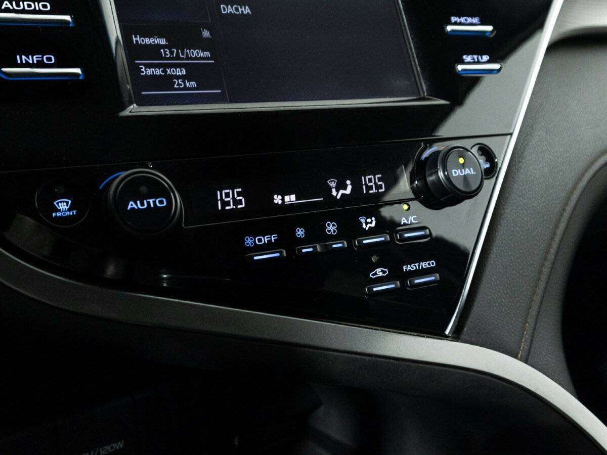 Купить Toyota Camry с пробегом. Фото: #16