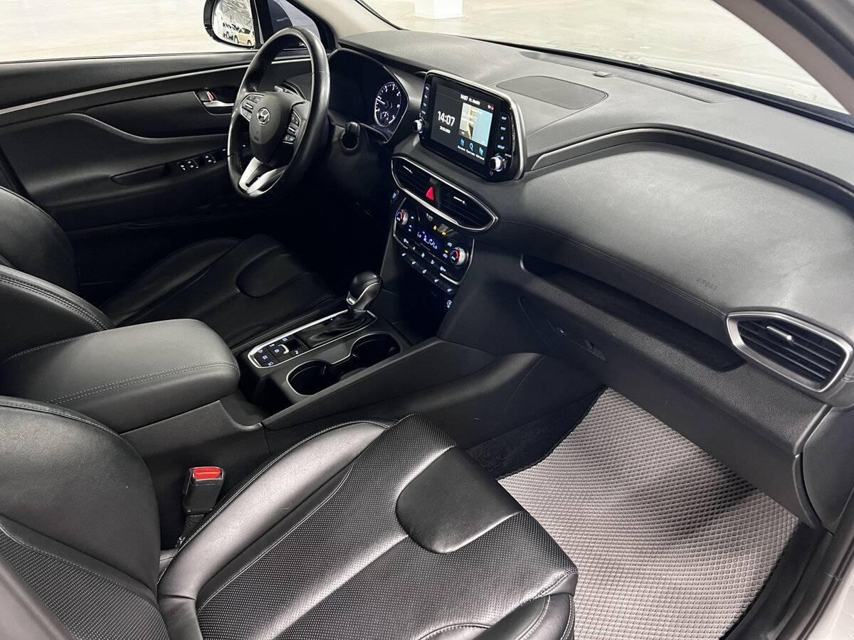 Купить Hyundai Santa Fe с пробегом. Фото: #10