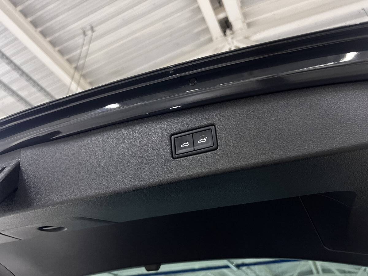 Купить Volkswagen Tiguan с пробегом. Фото: #20