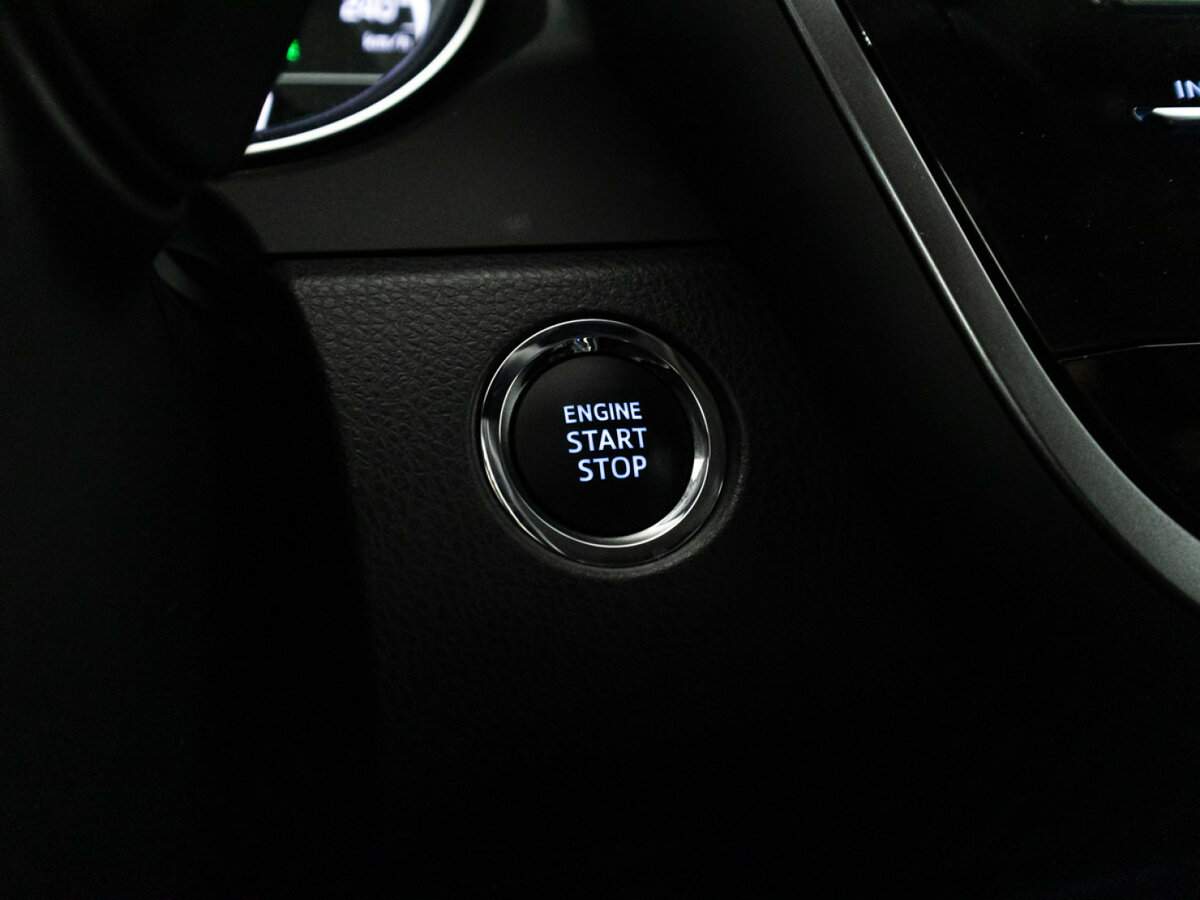 Купить Toyota Camry с пробегом. Фото: #17