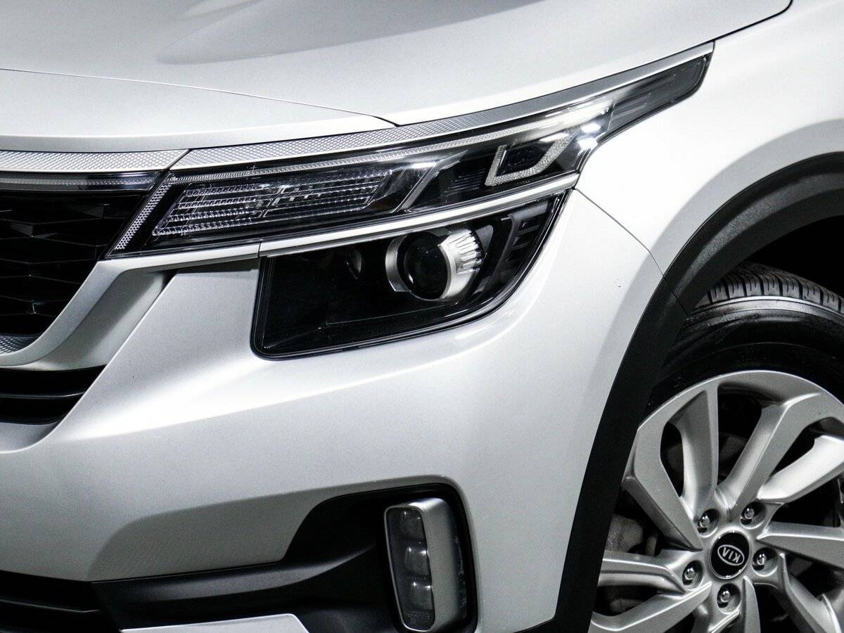 Купить Kia Seltos с пробегом. Фото: #15