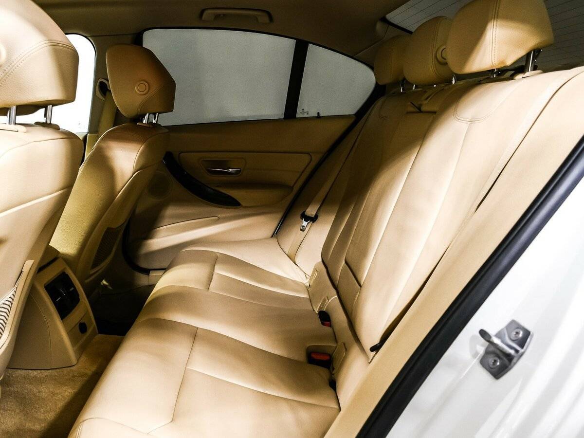 Купить BMW 3 серии с пробегом. Фото: #11