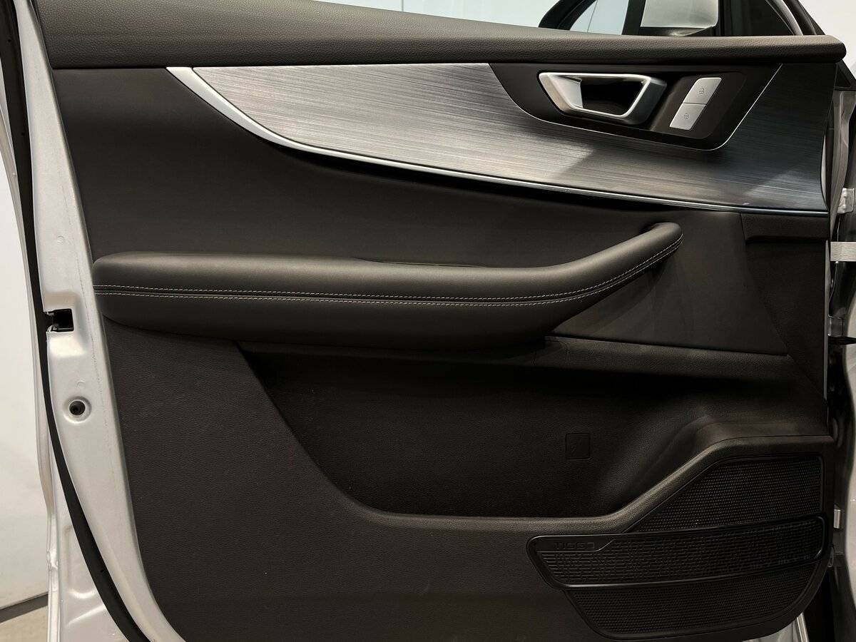 Купить Chery Tiggo 7 Pro Max с пробегом. Фото: #19