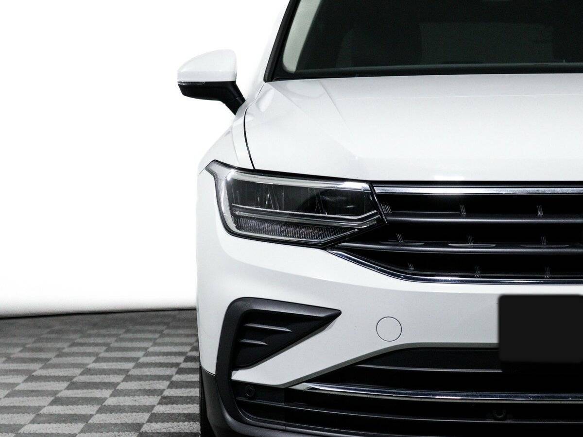 Купить Volkswagen Tiguan с пробегом. Фото: #17