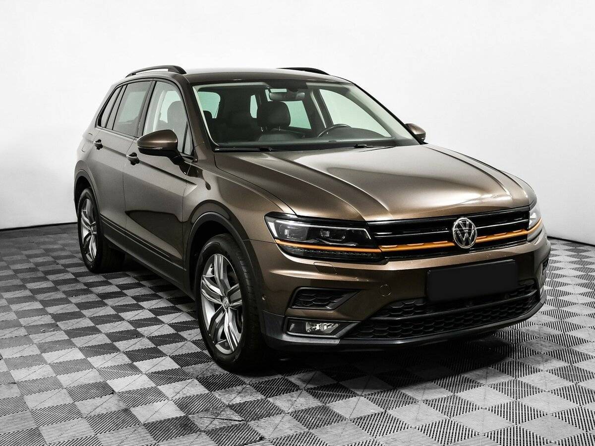 Купить Volkswagen Tiguan с пробегом. Фото: #2