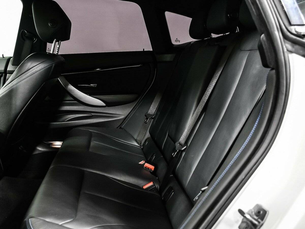 Купить BMW 3 серии с пробегом. Фото: #10