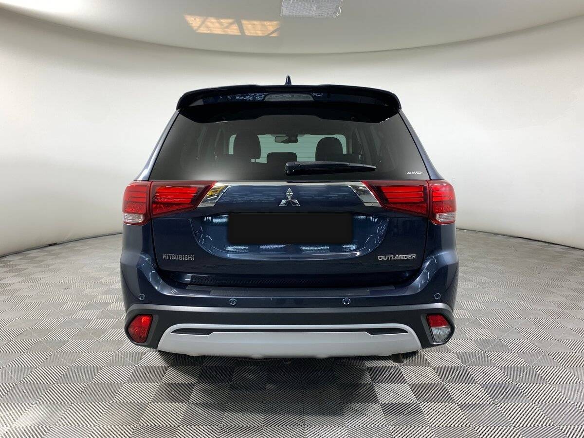 Купить Mitsubishi Outlander с пробегом. Фото: #5