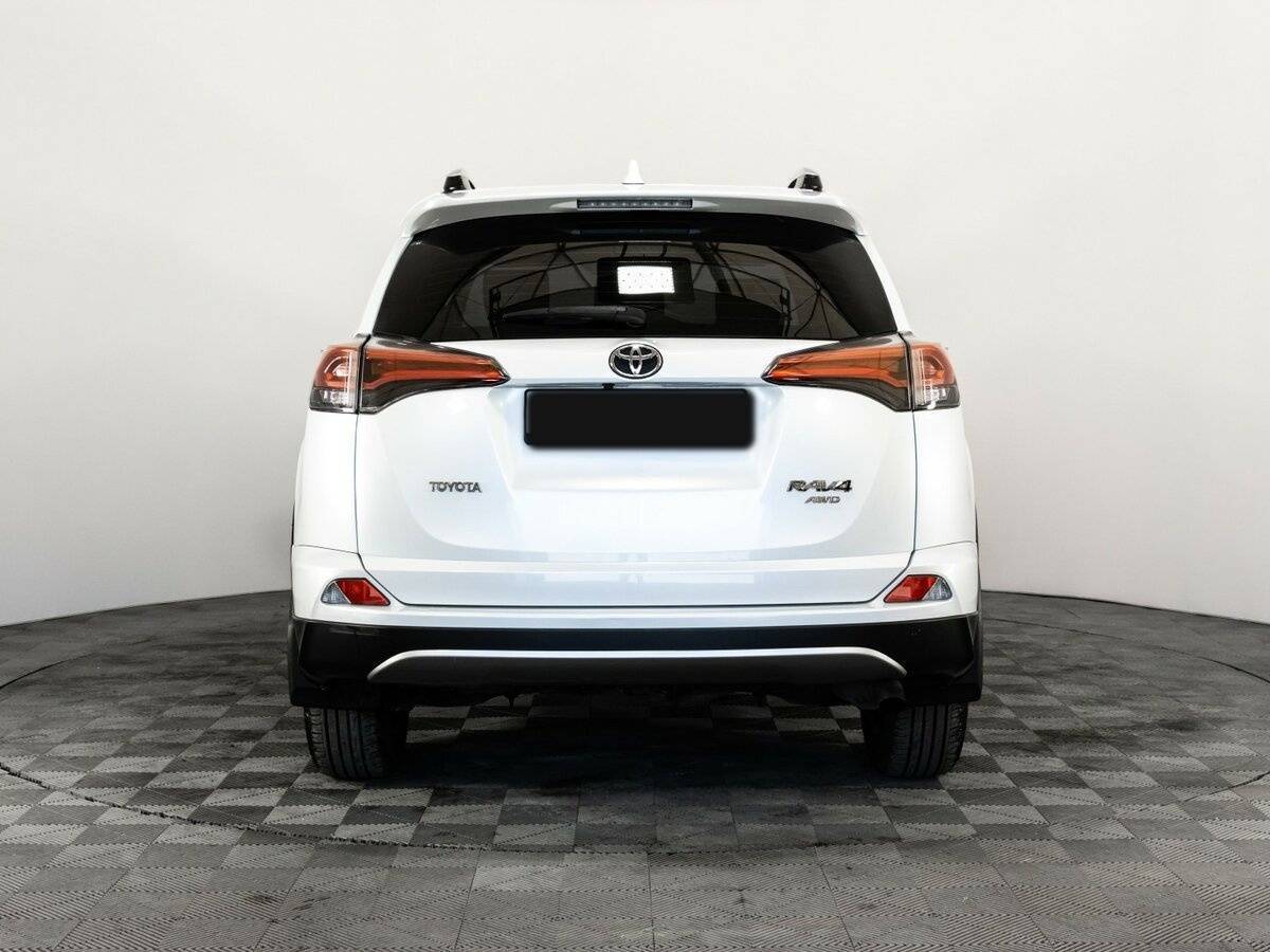 Купить Toyota RAV4 с пробегом. Фото: #4