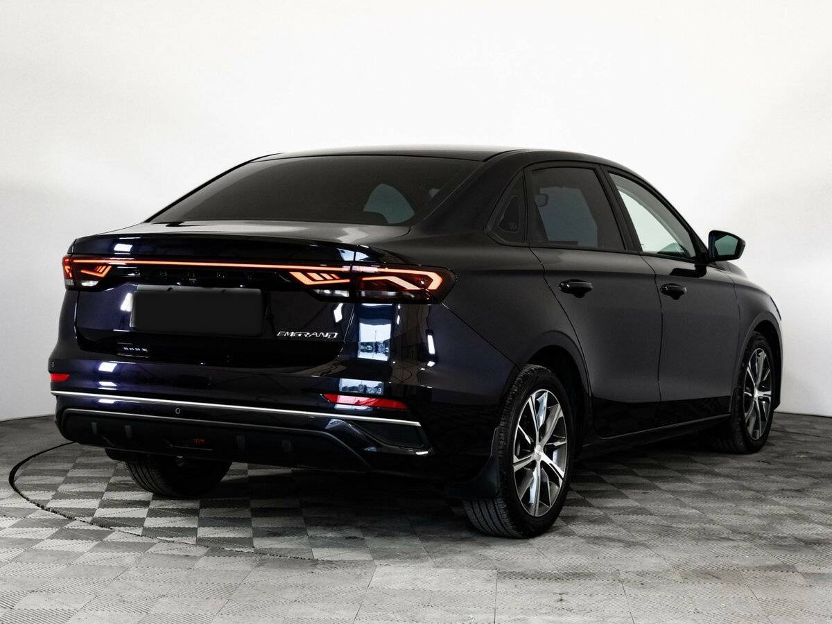 Купить Geely Emgrand с пробегом. Фото: #3