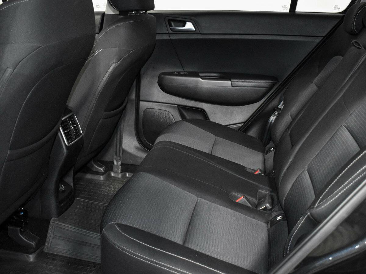 Купить Kia Sportage с пробегом. Фото: #10