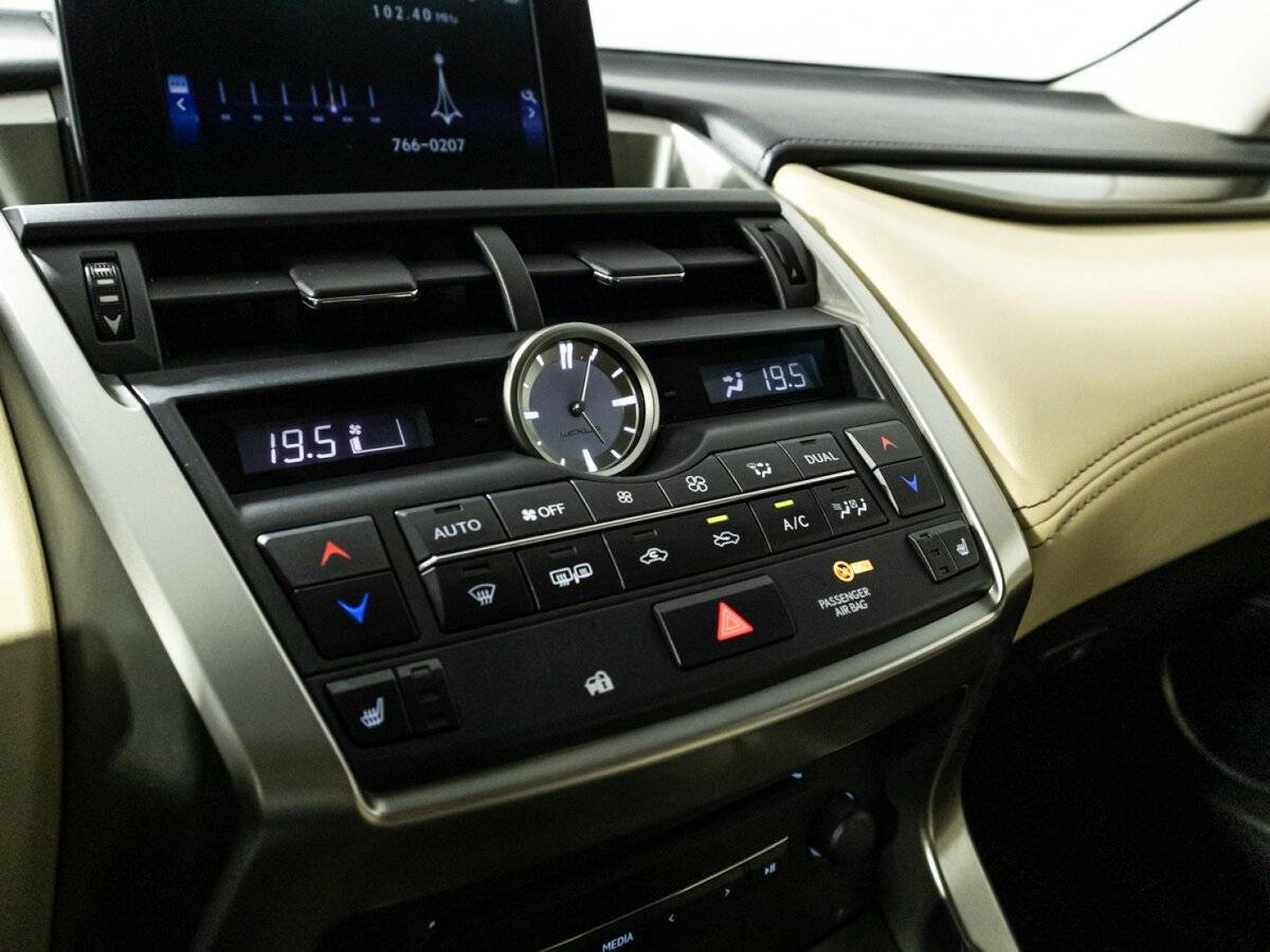 Купить Lexus NX с пробегом. Фото: #16