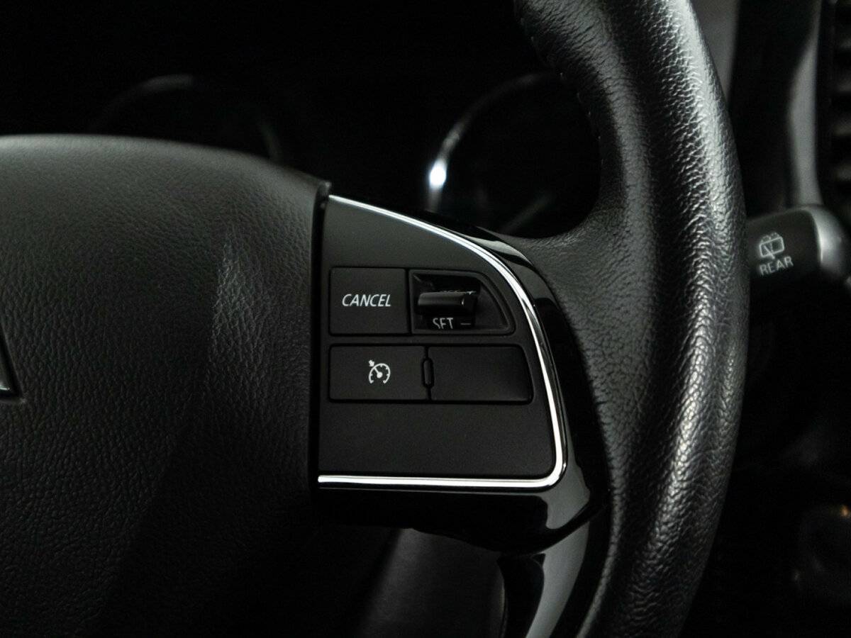 Купить Mitsubishi Outlander с пробегом. Фото: #18