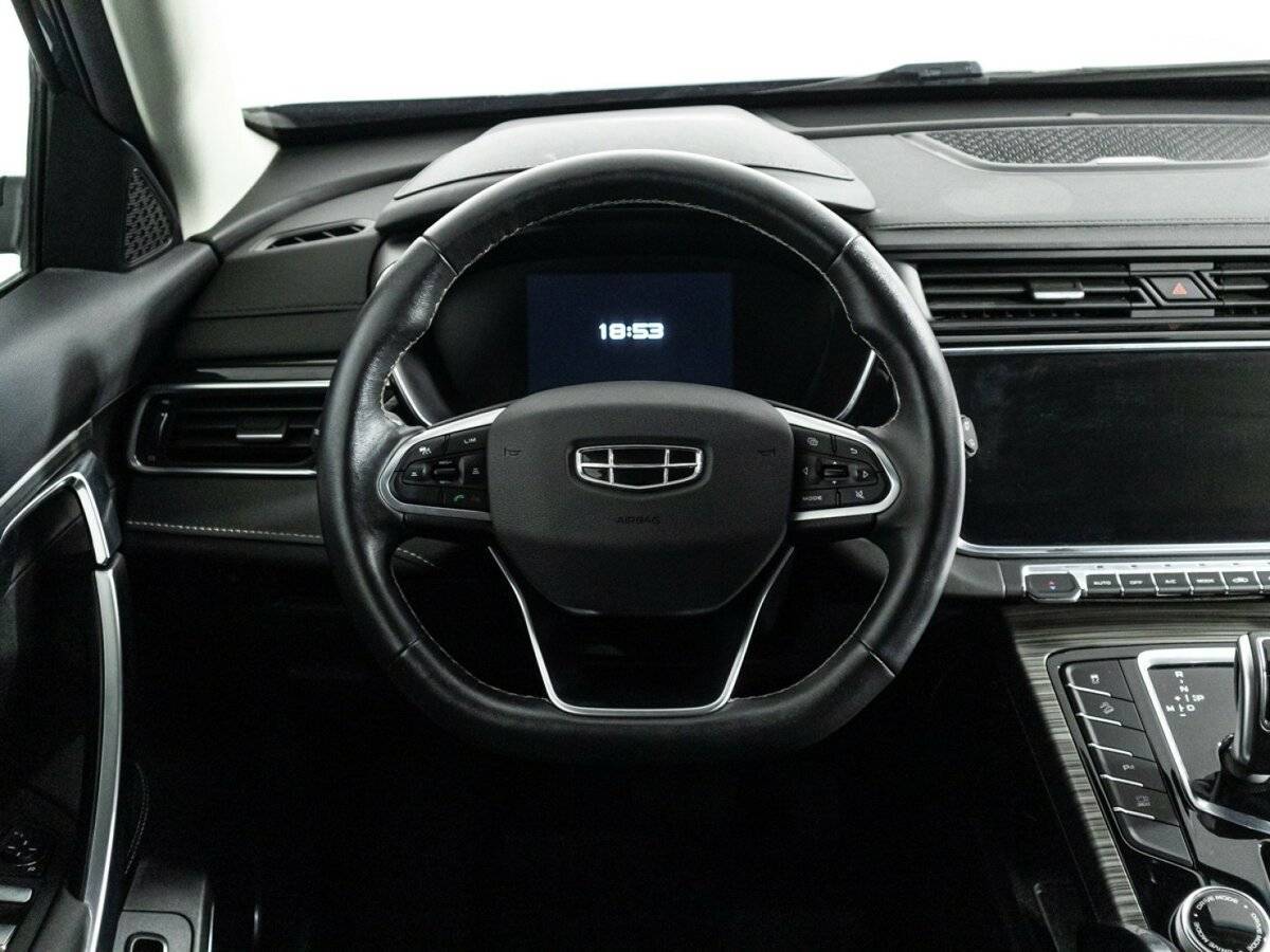 Купить Geely Atlas Pro с пробегом. Фото: #21