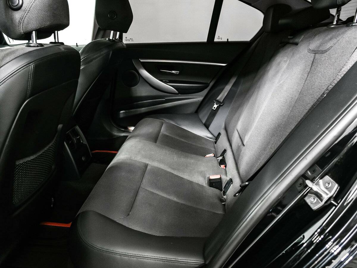 Купить BMW 3 серии с пробегом. Фото: #11