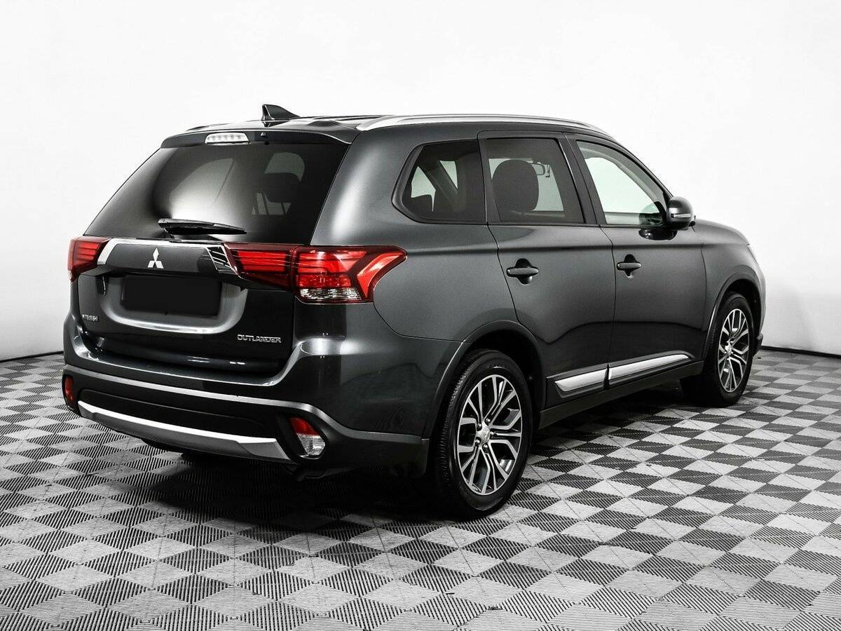 Купить Mitsubishi Outlander с пробегом. Фото: #4