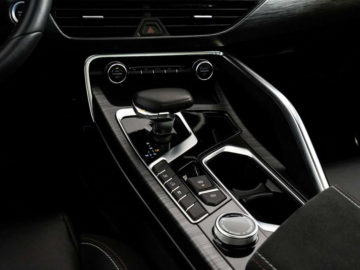 Купить Geely Tugella с пробегом. Фото: #14