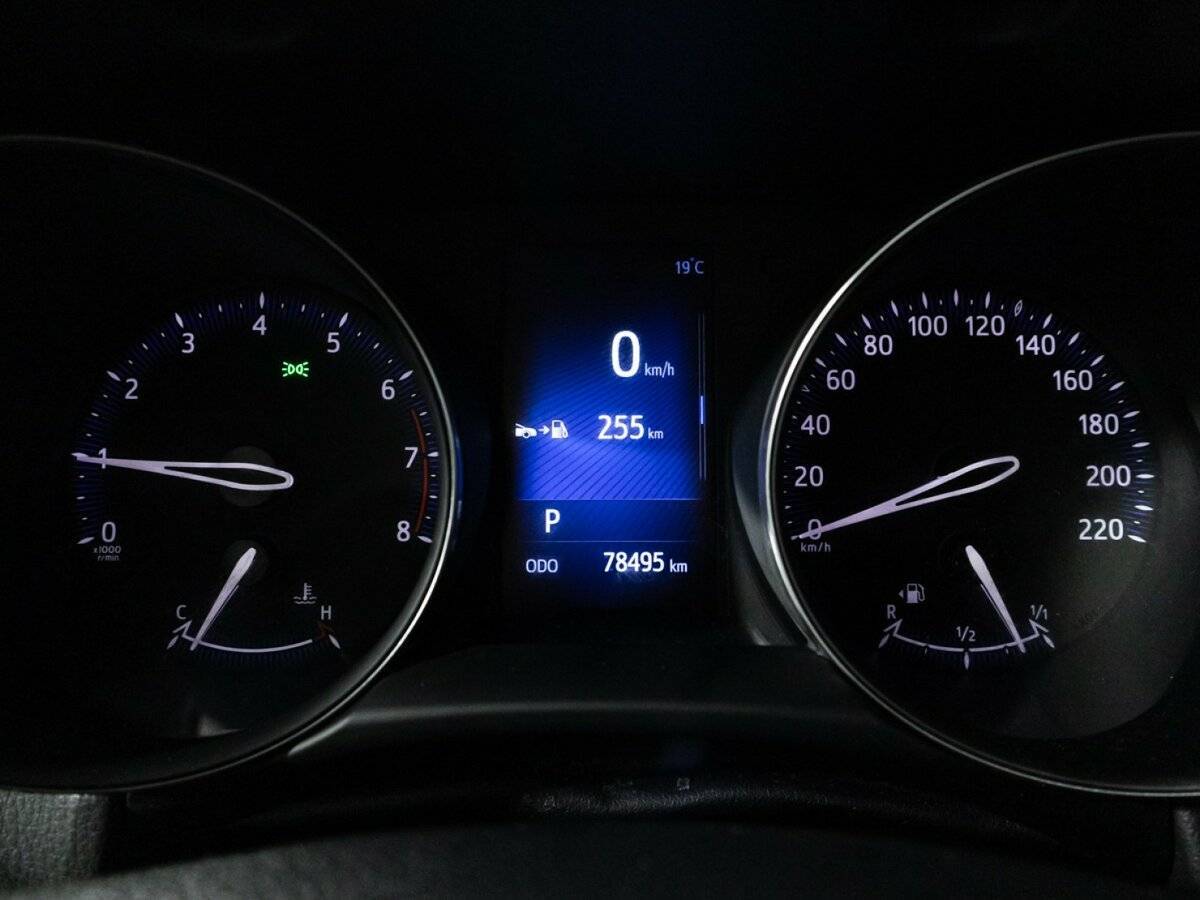 Купить Toyota C-HR с пробегом. Фото: #11