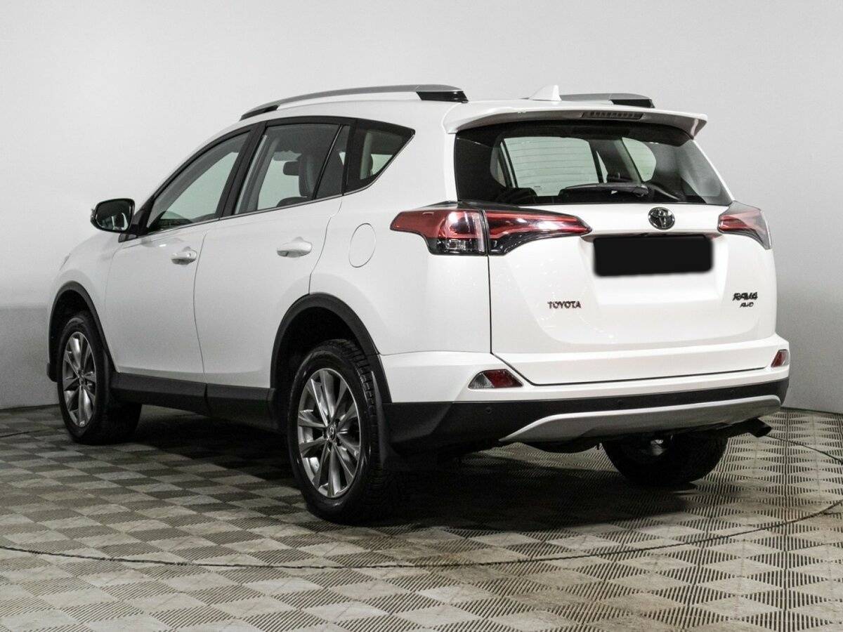 Купить Toyota RAV4 с пробегом. Фото: #6