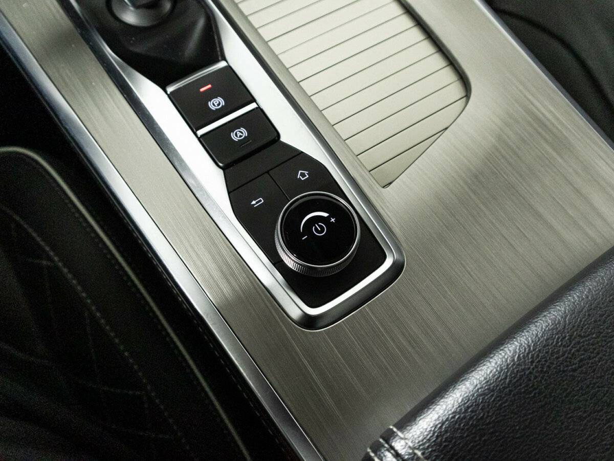 Купить EXEED VX с пробегом. Фото: #23