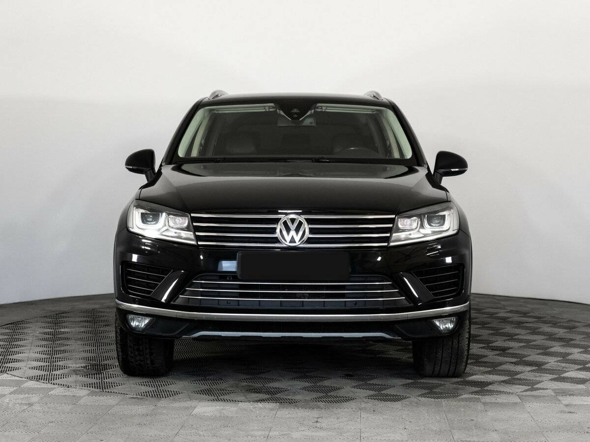 Купить Volkswagen Touareg с пробегом. Фото: #2